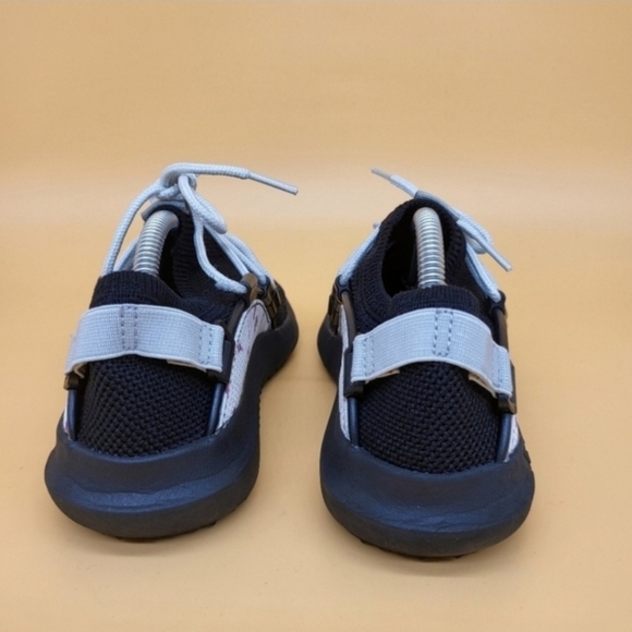 Under Armour Women's Training Shoe Size 7 - Picture 5 of 7